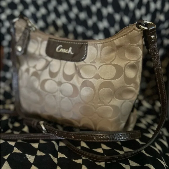 Coach Brown and Tan Crossbody Bag - Picture 5 of 9